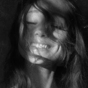 Ariana Grande — Warning Signs (Interlude)